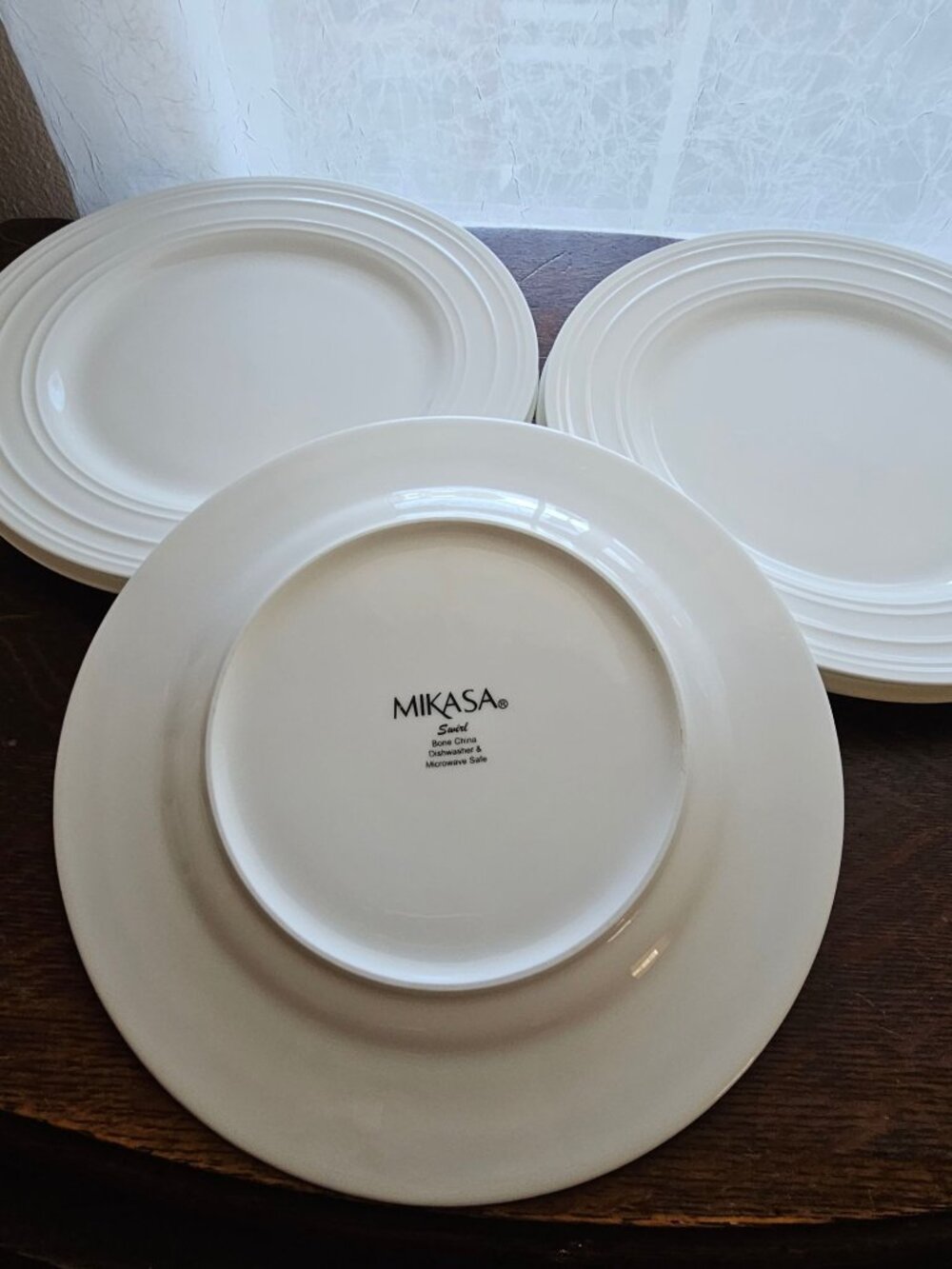 5 Mikasa Swirl Salad Plates 9" Luncheon Dishware White Bone China Ribbed - Picture 3 of 6